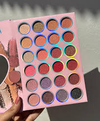 IGOODCO Fashion 5-in-1 Makeup Book Palette